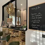 Casa Voltegira 3*