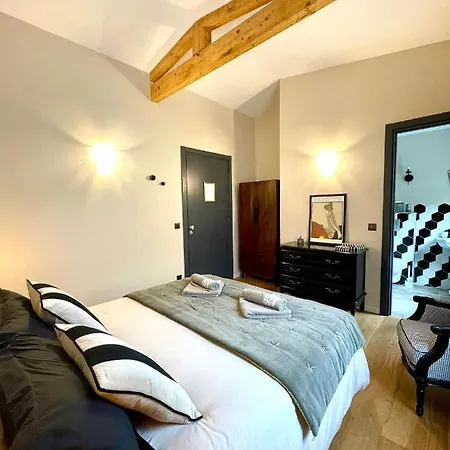 Casa Voltegira 3*